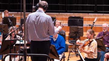 Conducting Elastic Hearts: Nigel Gaynor on Merging Sia’s Music with Orchestral Power